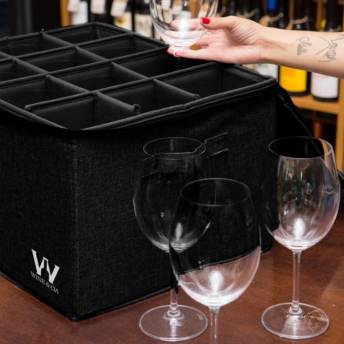 Bolsa de Armazenamento Para 12 Taças de Vinho, Mala de Transportar e Proteger Taças de Vinho Tinto ou Branco, Copos de Vidro ou Cristal, Parte Superior Rígida, Laterais e Divisorias com Espuma Preta